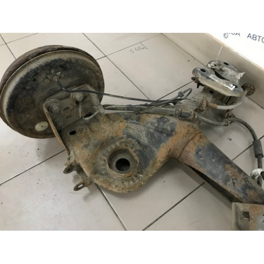 Балка задняя в зборе Fiat Punto 2009-2011 55700696